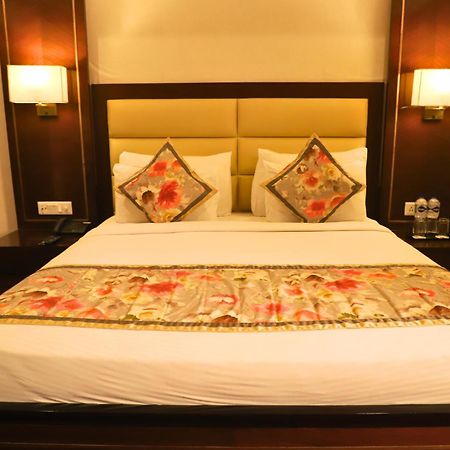 Hotel Natraj Rishīkesh Eksteriør bilde