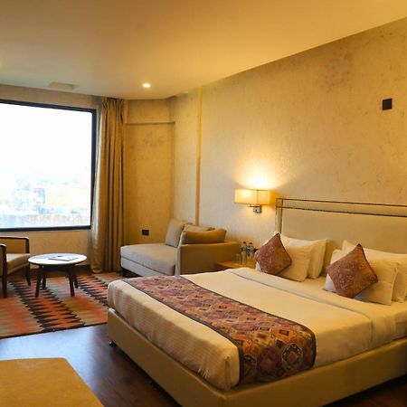 Hotel Natraj Rishīkesh Eksteriør bilde
