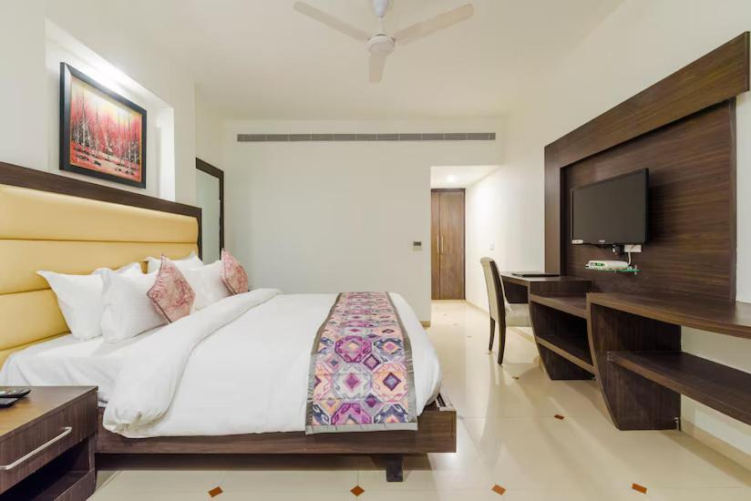 Hotel Natraj Rishīkesh Eksteriør bilde
